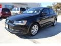 Black - Jetta SE Sedan Photo No. 1