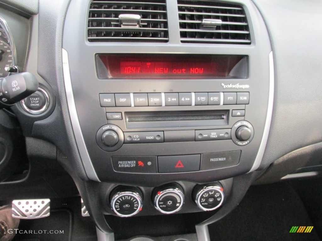 2013 Mitsubishi Outlander Sport LE AWD Controls Photo #88427505