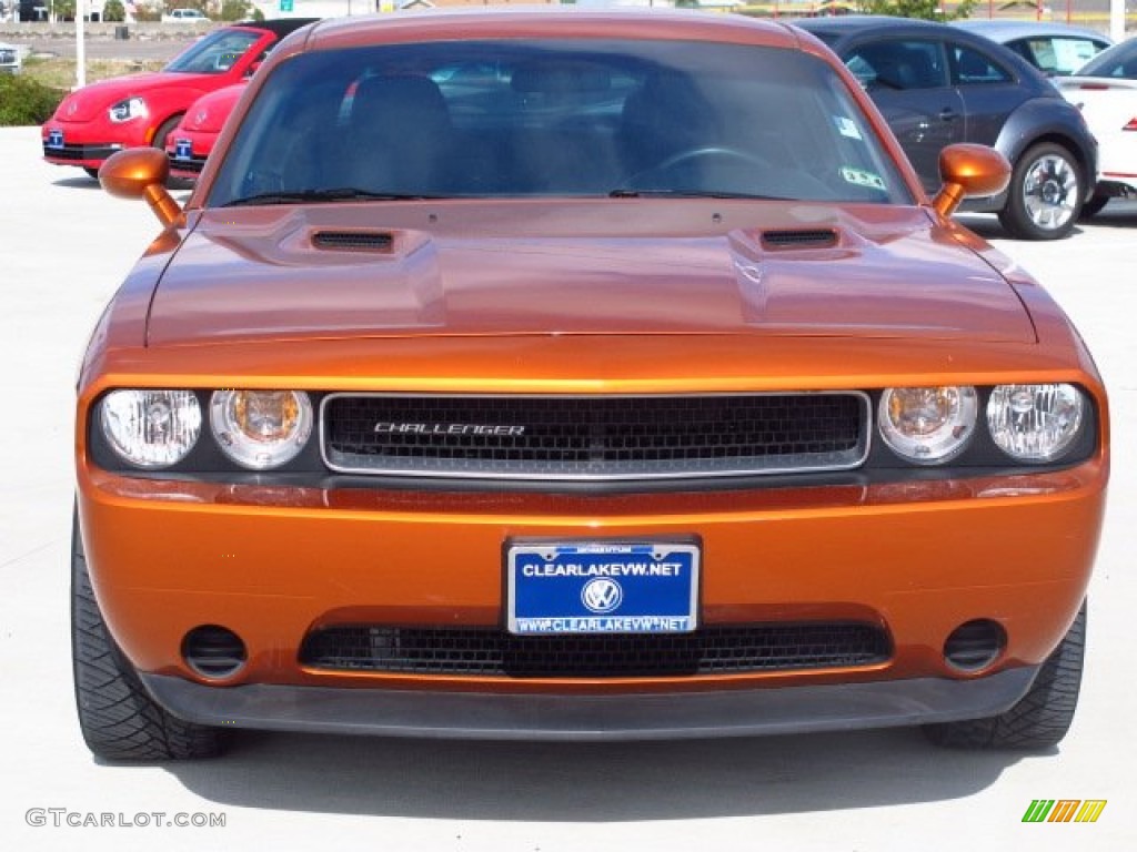 2011 Challenger SE - Toxic Orange Pearl / Dark Slate Gray photo #2