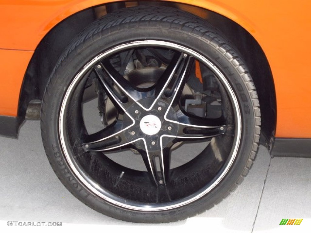 2011 Challenger SE - Toxic Orange Pearl / Dark Slate Gray photo #8