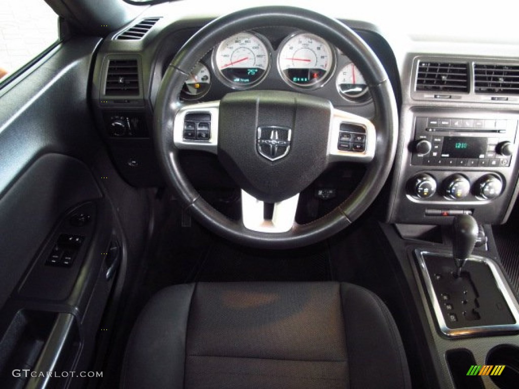 2011 Challenger SE - Toxic Orange Pearl / Dark Slate Gray photo #18