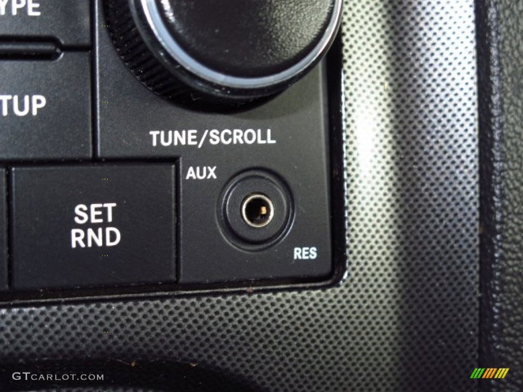 2011 Challenger SE - Toxic Orange Pearl / Dark Slate Gray photo #25