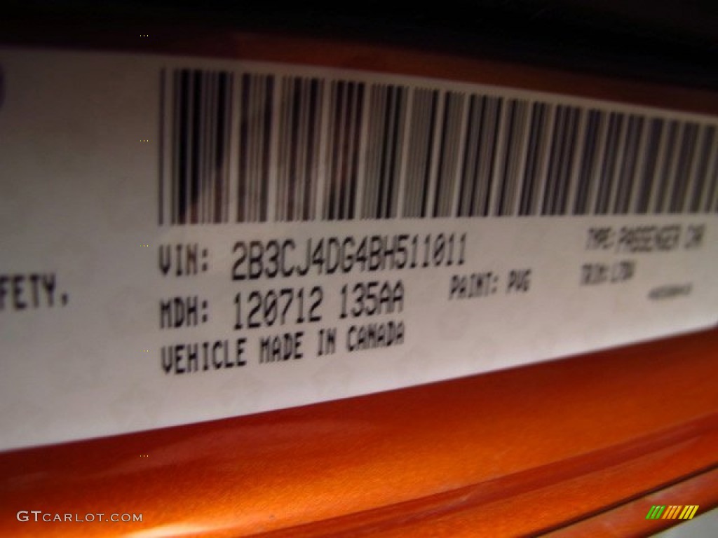 2011 Challenger SE - Toxic Orange Pearl / Dark Slate Gray photo #28