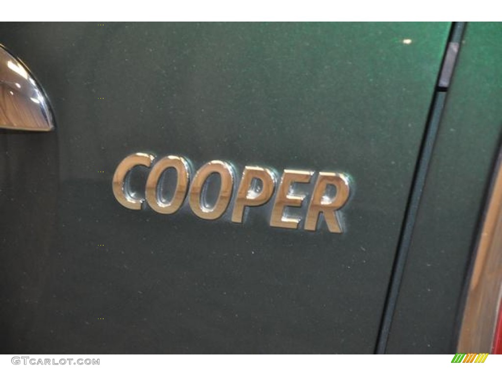 2011 Cooper Hardtop - British Racing Green II / Carbon Black photo #16