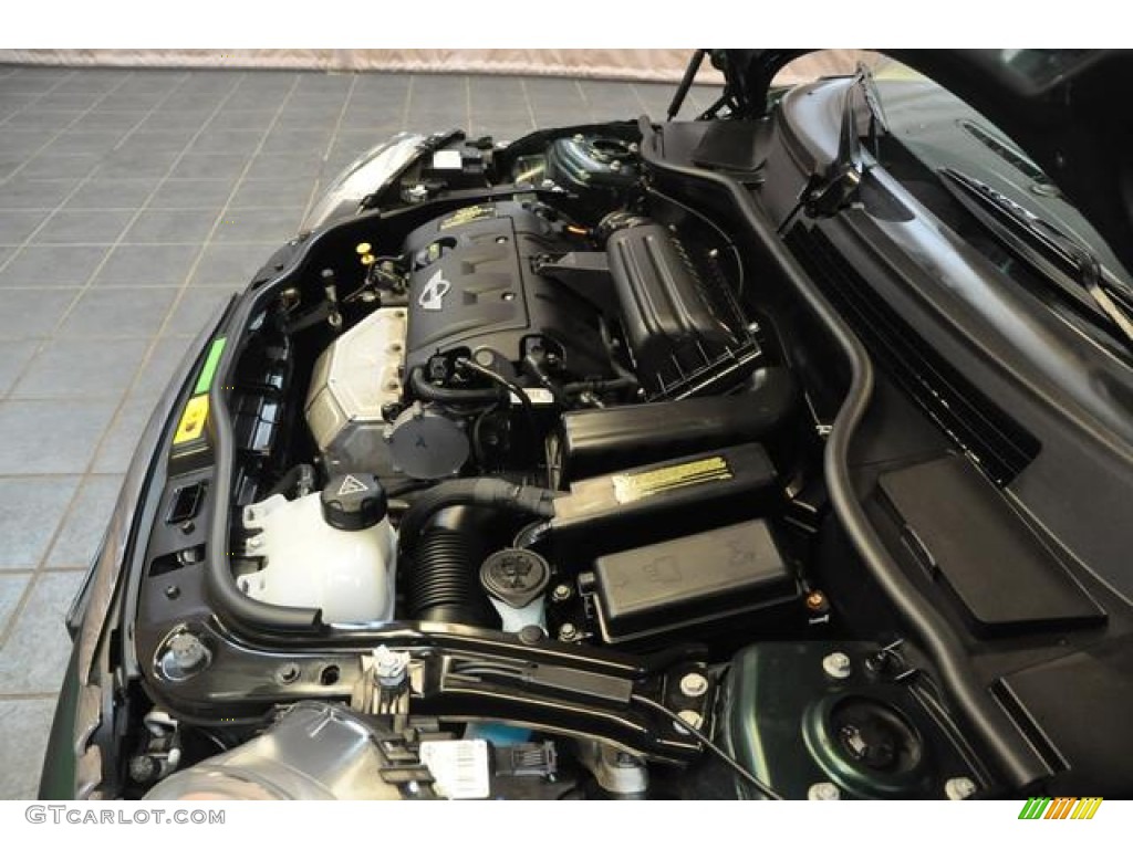 2011 Cooper Hardtop - British Racing Green II / Carbon Black photo #30