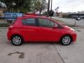 Absolutely Red - Yaris LE 5 Door Photo No. 7