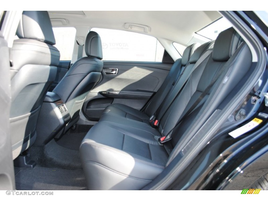 2014 Toyota Avalon Hybrid XLE Touring Rear Seat Photo #88436214