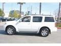 Avalanche White - Pathfinder LE Photo No. 5