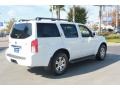 Avalanche White - Pathfinder LE Photo No. 8