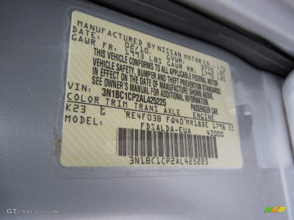 2010 Versa 1.8 S Hatchback - Brilliant Silver Metallic / Charcoal photo #23