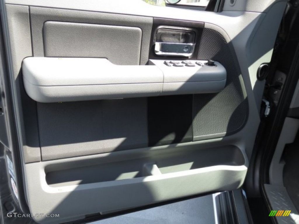 2006 F150 XLT SuperCrew - Dark Shadow Grey Metallic / Medium/Dark Flint photo #29