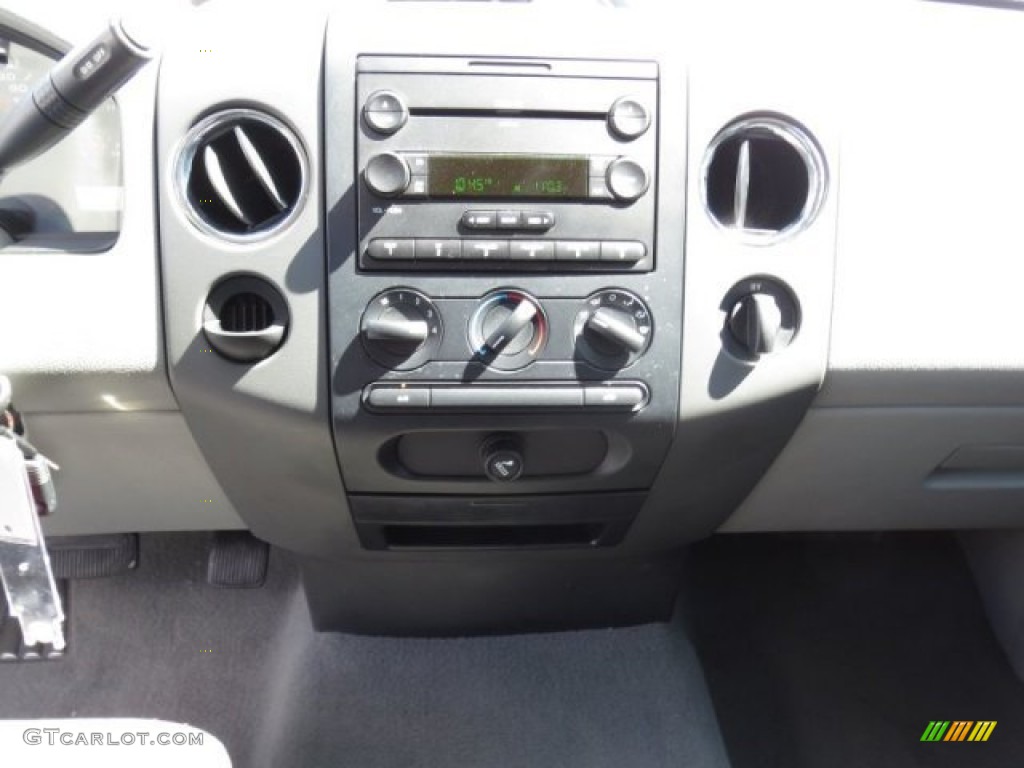 2006 F150 XLT SuperCrew - Dark Shadow Grey Metallic / Medium/Dark Flint photo #34