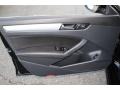 Black - Passat 2.5L SE Photo No. 9