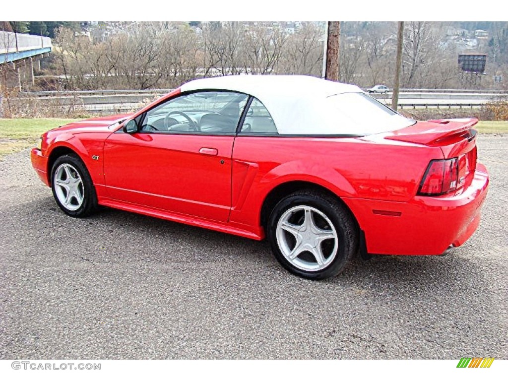 2000 Mustang GT Convertible - Performance Red / Oxford White photo #4