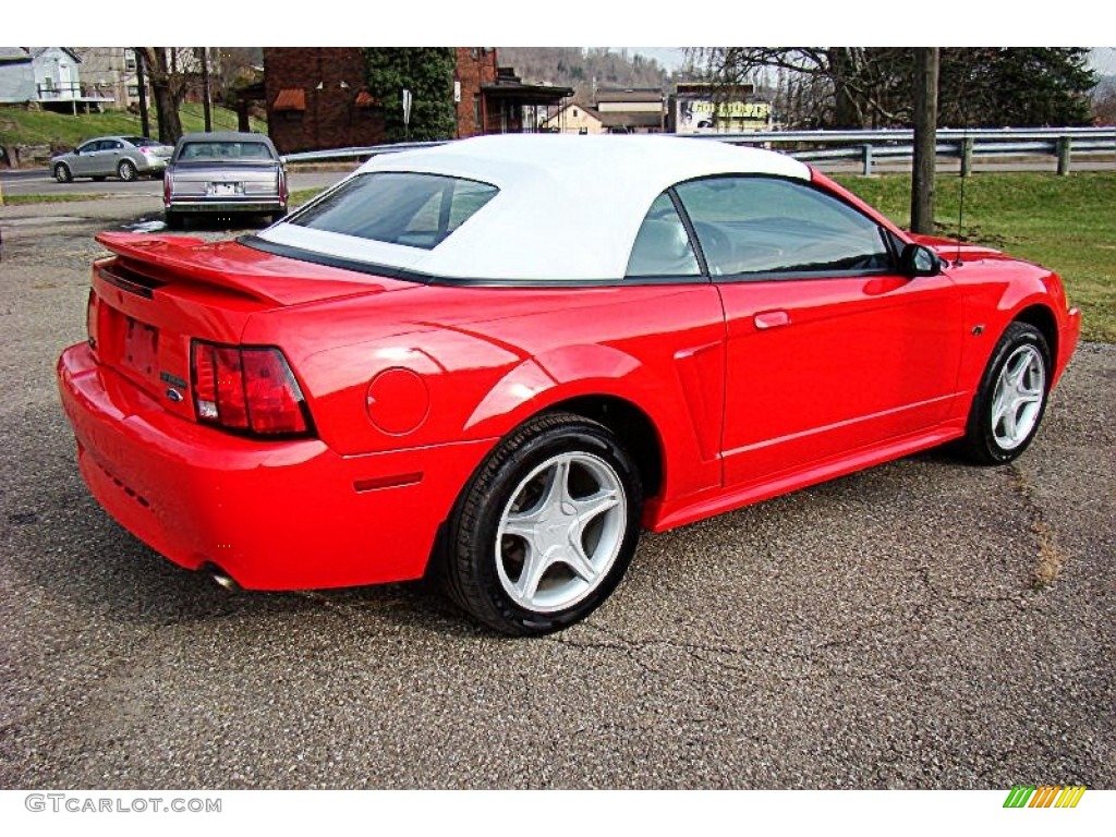 2000 Mustang GT Convertible - Performance Red / Oxford White photo #8