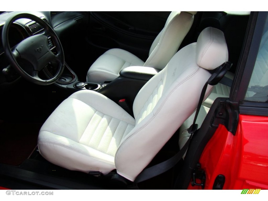 2000 Mustang GT Convertible - Performance Red / Oxford White photo #16