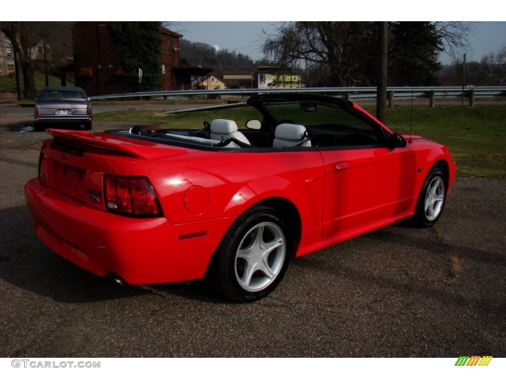 2000 Mustang GT Convertible - Performance Red / Oxford White photo #40