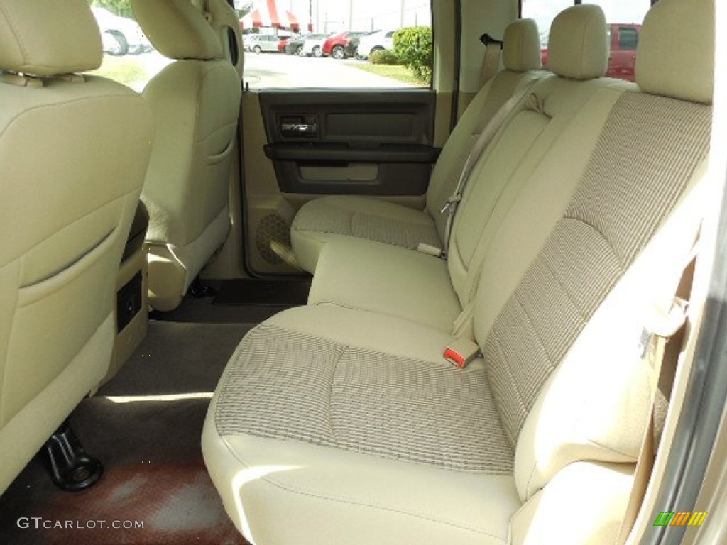 2010 Ram 1500 Big Horn Crew Cab - Austin Tan Pearl / Light Pebble Beige/Bark Brown photo #5
