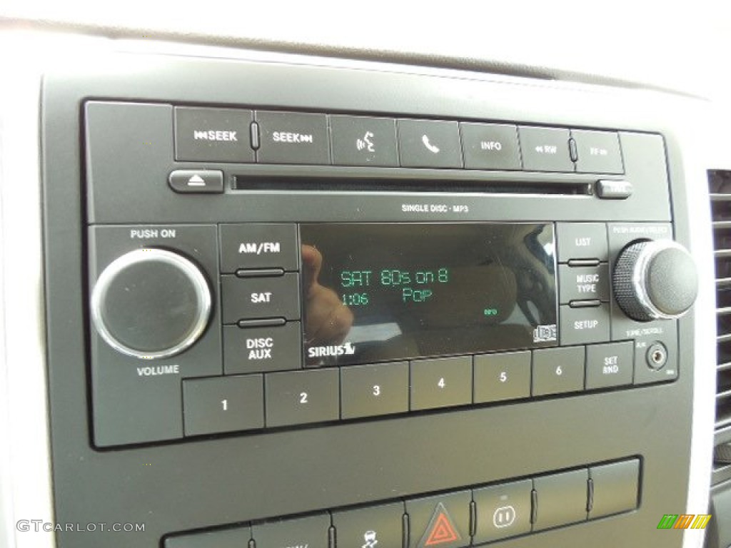 2010 Ram 1500 Big Horn Crew Cab - Austin Tan Pearl / Light Pebble Beige/Bark Brown photo #19