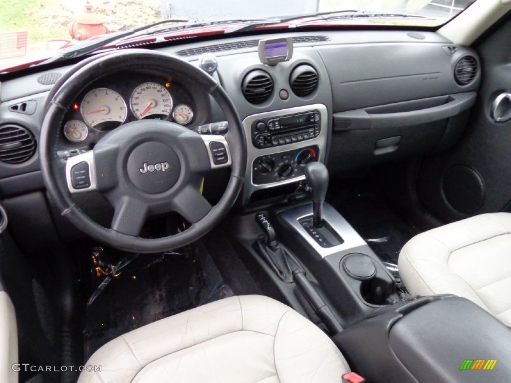 Dark Slate Gray/Taupe Interior 2004 Jeep Liberty Limited 4x4 Photo #88446588