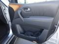 Liquid Platinum - QX 56 4WD Photo No. 29