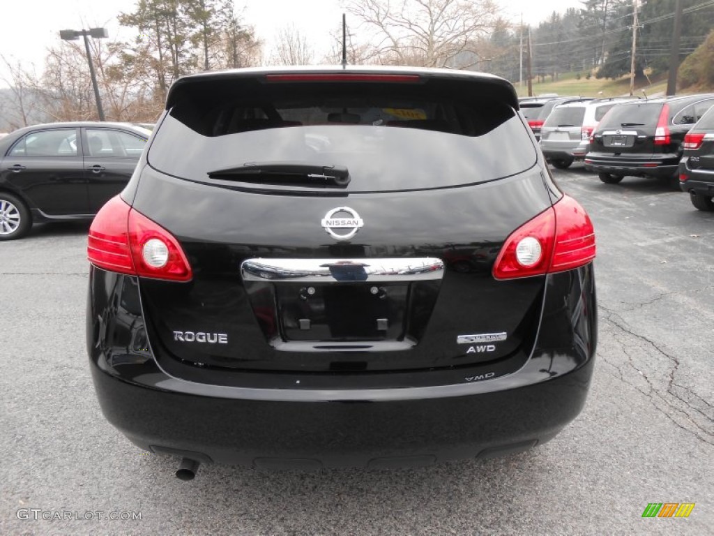 2012 Rogue S Special Edition AWD - Super Black / Gray photo #6