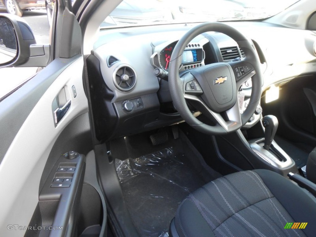 Jet Black/Dark Titanium Interior 2014 Chevrolet Sonic LT Hatchback Photo #88454713