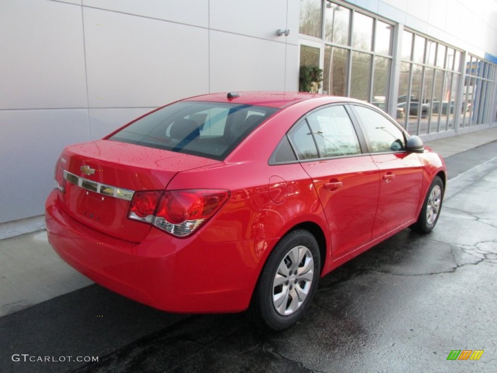 2014 Cruze LS - Red Hot / Jet Black/Medium Titanium photo #4
