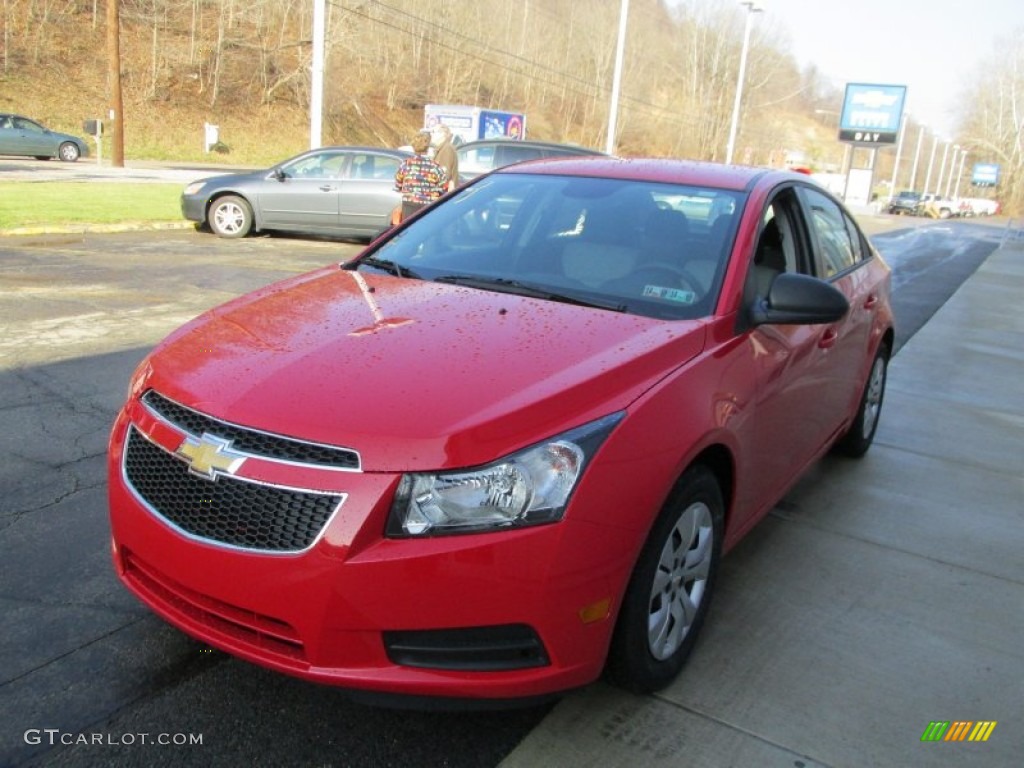 2014 Cruze LS - Red Hot / Jet Black/Medium Titanium photo #7