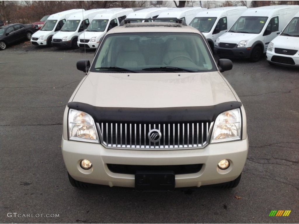 2005 Mountaineer V8 Premier AWD - Ivory Parchment Tri-Coat / Medium Dark Parchment photo #2