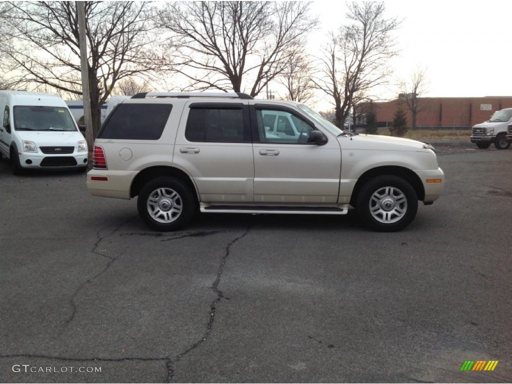 2005 Mountaineer V8 Premier AWD - Ivory Parchment Tri-Coat / Medium Dark Parchment photo #8