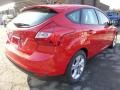 Race Red - Focus SE Hatchback Photo No. 2