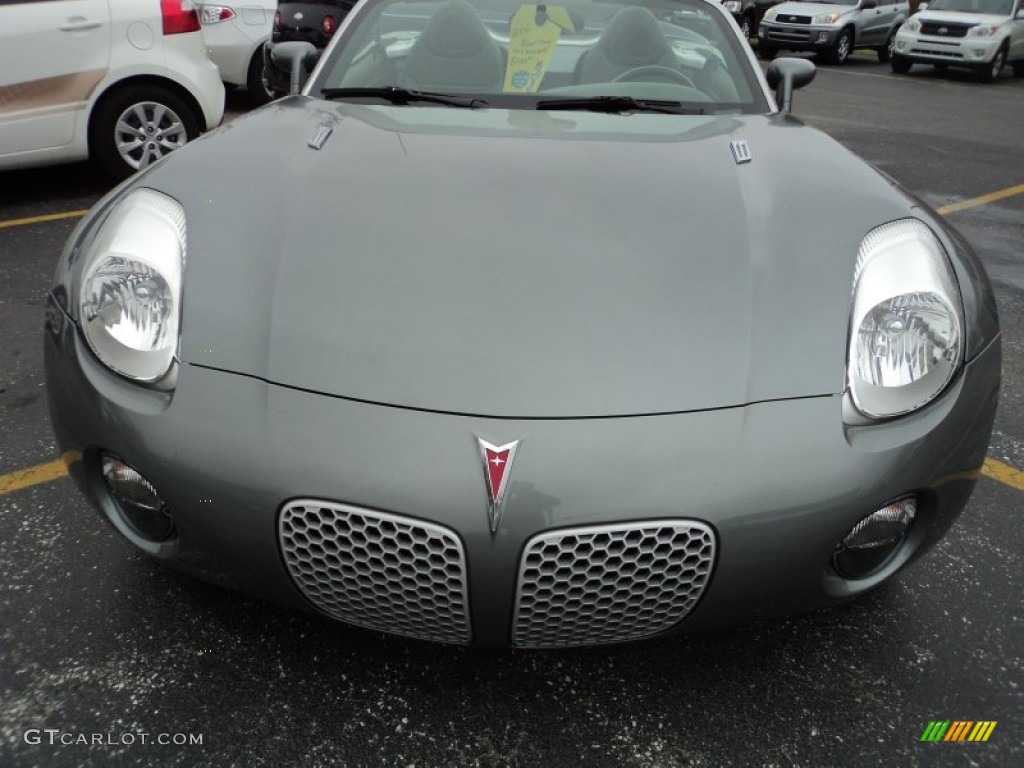 2006 Solstice Roadster - Sly Gray / Ebony photo #18