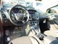 Race Red - Focus SE Hatchback Photo No. 8