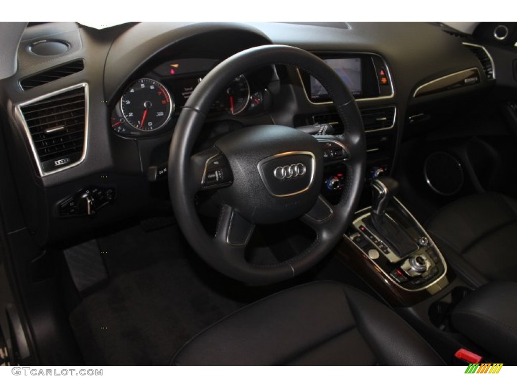 2013 Q5 2.0 TFSI quattro - Monsoon Gray Metallic / Black photo #14