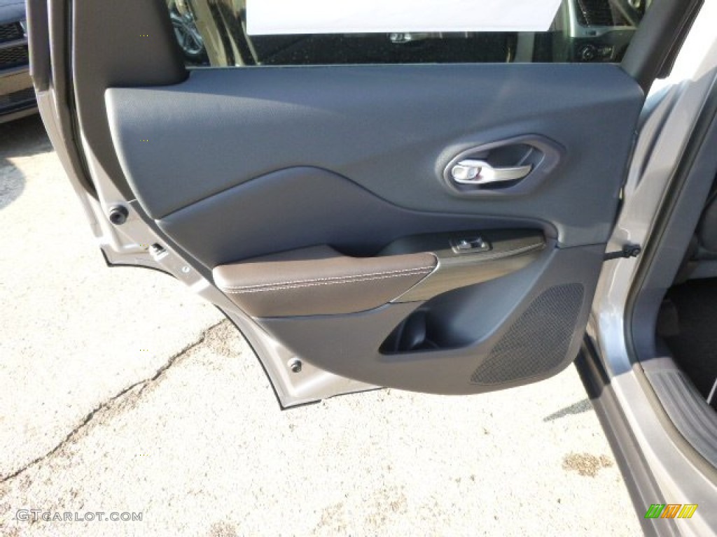 2014 Jeep Cherokee Limited 4x4 Vesuvio - Jeep Brown/Indigo Blue Door Panel Photo #88465653