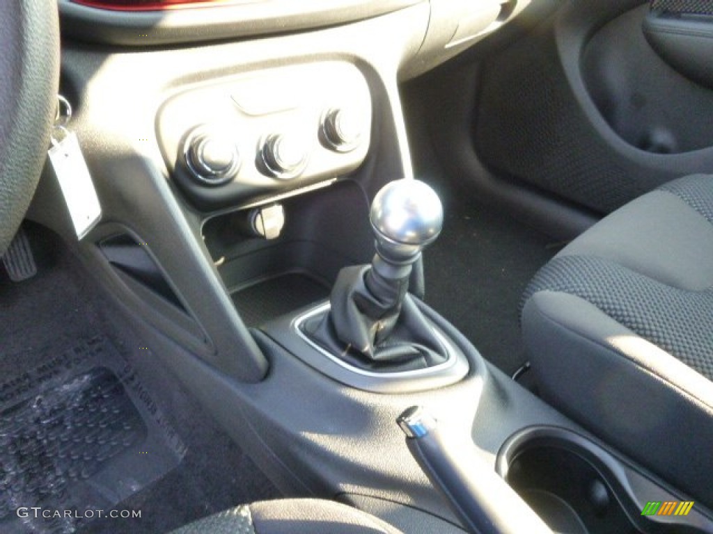 2014 Dodge Dart SE 6 Speed Manual Transmission Photo #88473603