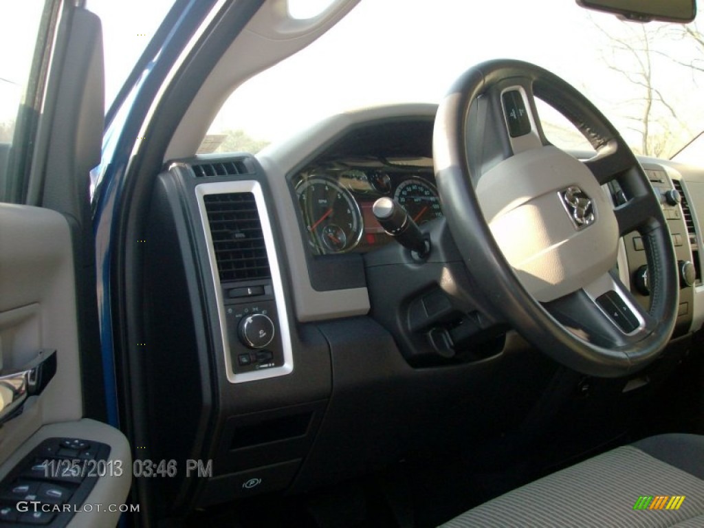 2011 Ram 1500 SLT Outdoorsman Crew Cab 4x4 - Deep Water Blue Pearl / Dark Slate Gray/Medium Graystone photo #8