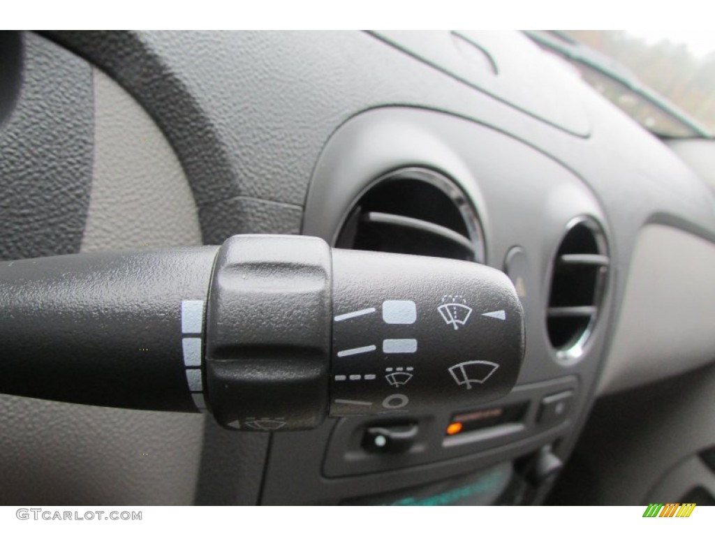 2006 HHR LT - Daytona Blue Metallic / Cashmere Beige photo #26