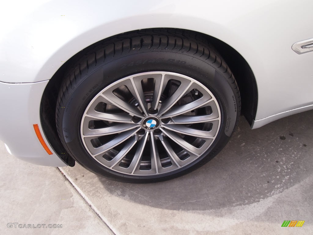 2011 BMW 7 Series 740i Sedan Wheel Photos