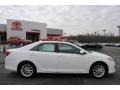 2014 Super White Toyota Camry Hybrid XLE  photo #2