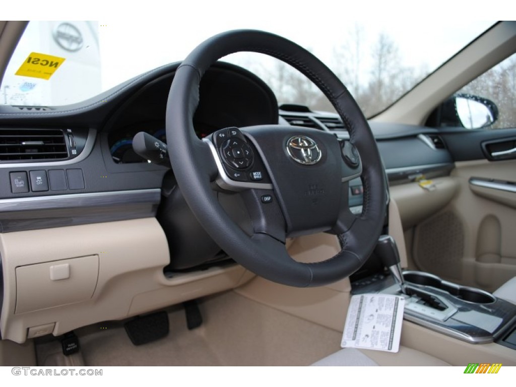 2014 Camry Hybrid XLE - Super White / Ivory photo #9