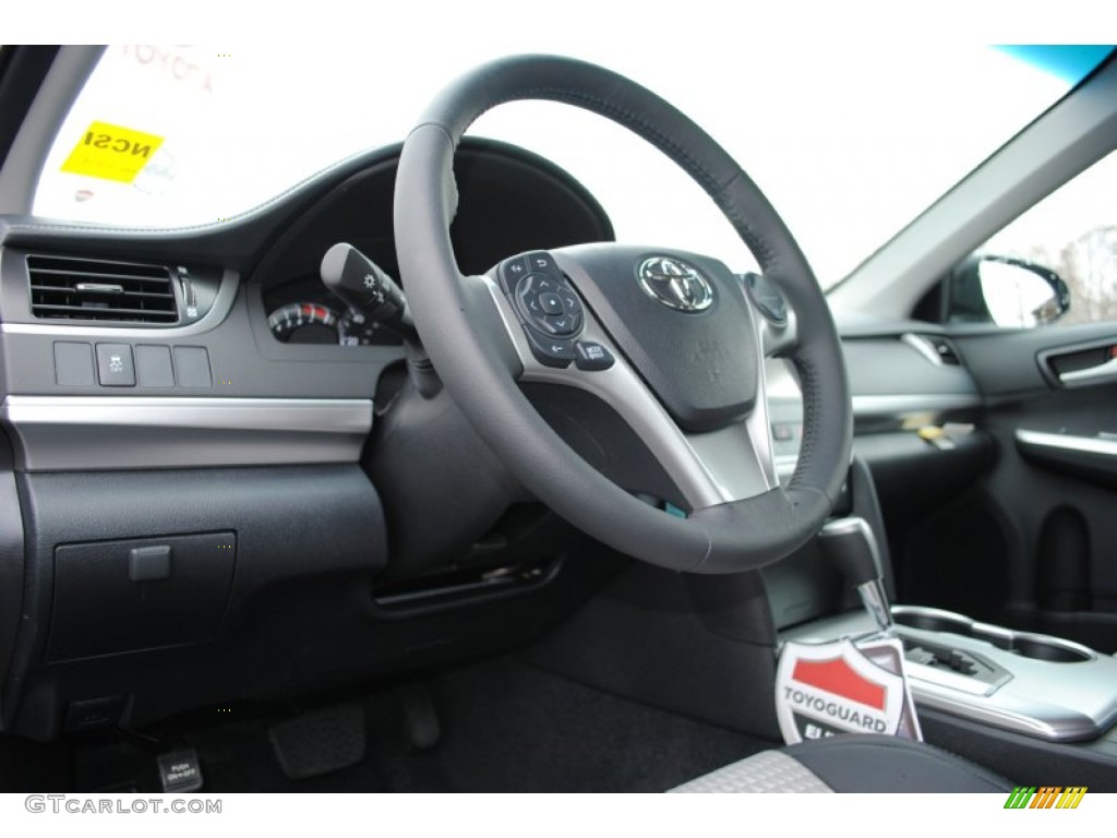 2014 Camry SE - Magnetic Gray Metallic / Black/Ash photo #9
