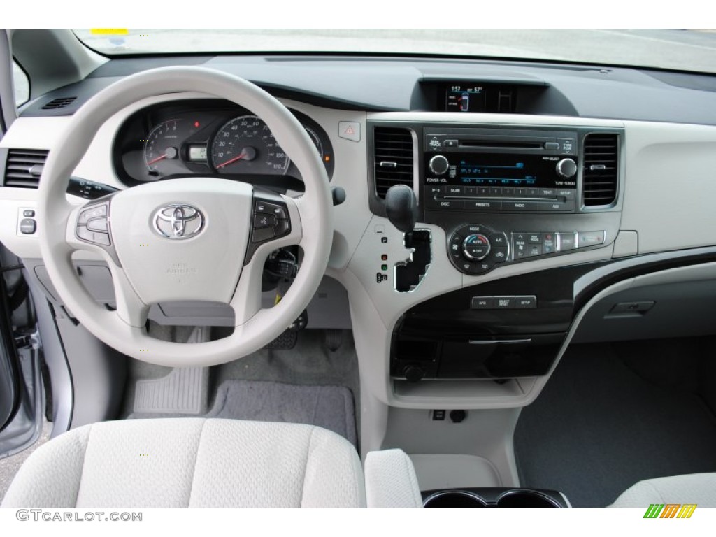 2014 Sienna LE - Silver Sky Metallic / Light Gray photo #15