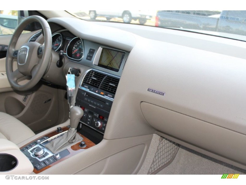 2007 Q7 3.6 Premium quattro - Bahia Beige Metallic / Cardamom Beige photo #40