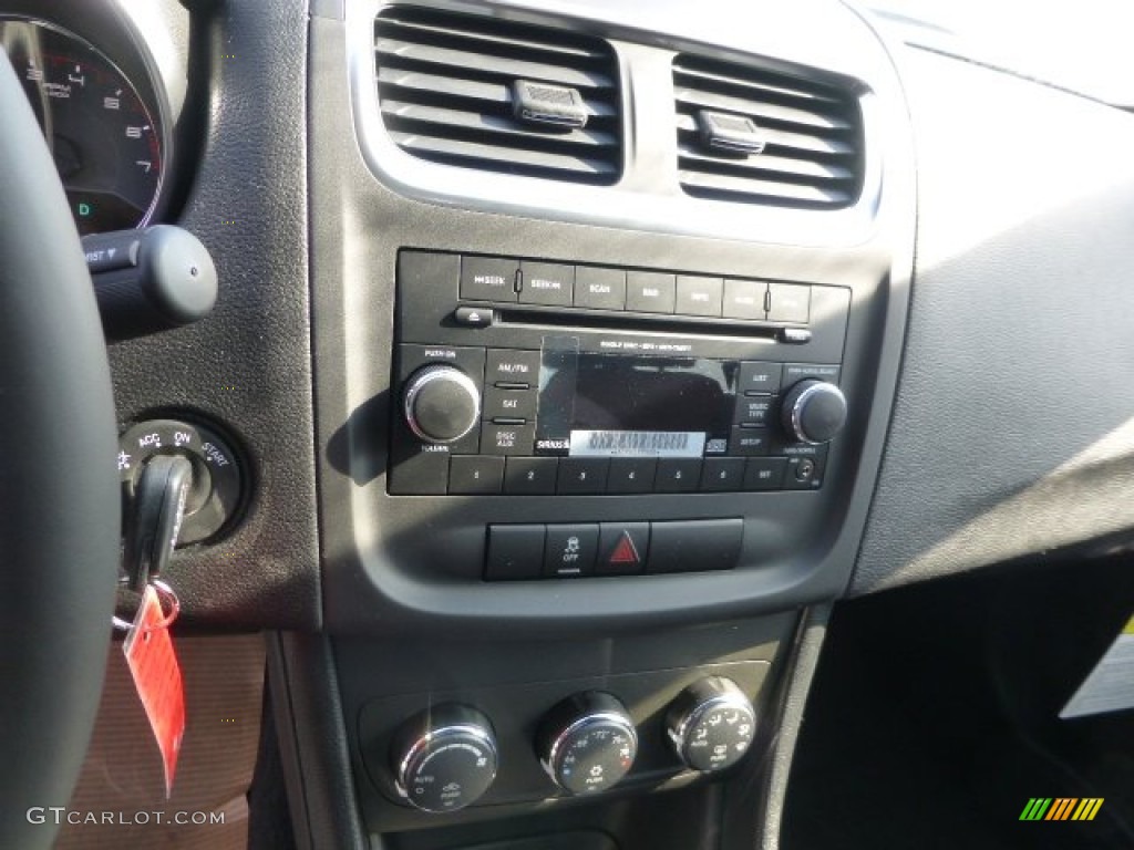 2014 Dodge Avenger SXT Controls Photo #88486158