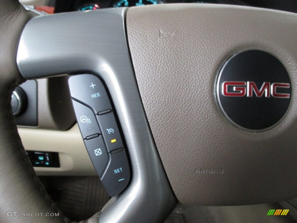 2013 Yukon XL SLT 4x4 - Champagne Silver Metallic / Light Tan photo #11