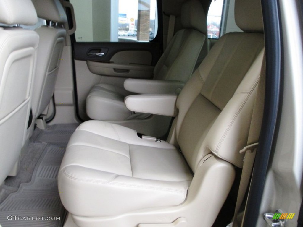 2013 Yukon XL SLT 4x4 - Champagne Silver Metallic / Light Tan photo #19