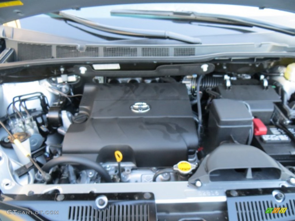 2014 Sienna LE - Silver Sky Metallic / Light Gray photo #14