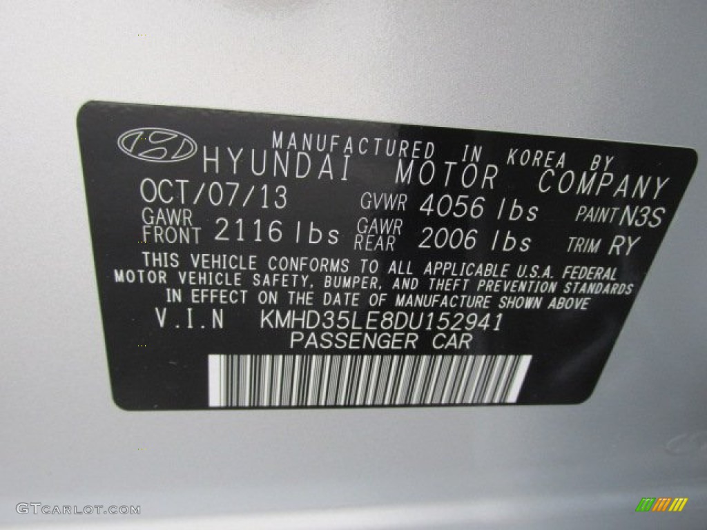 2013 Elantra GT - Silver / Black photo #15